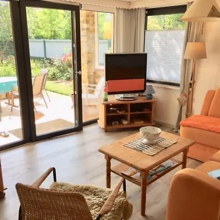 Ostseebungalow Haninghuus * Diedrichshagen (Vorpommern-Greifswald)